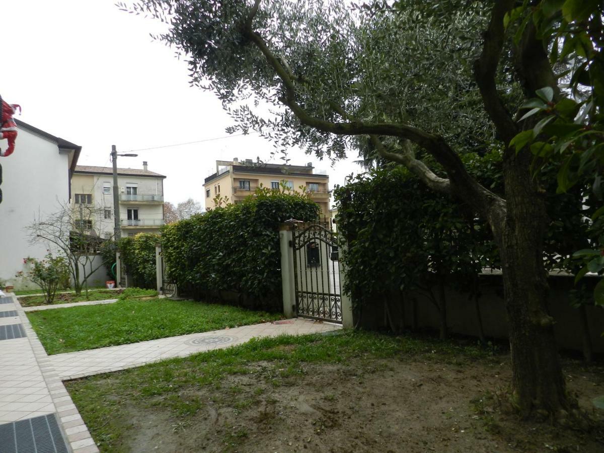 B&B Venezia Le Tre Rose Местре Екстер'єр фото